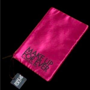 NWT MAKE UP FOR EVER Satin Fuchsia pink on the go glam makeup bag